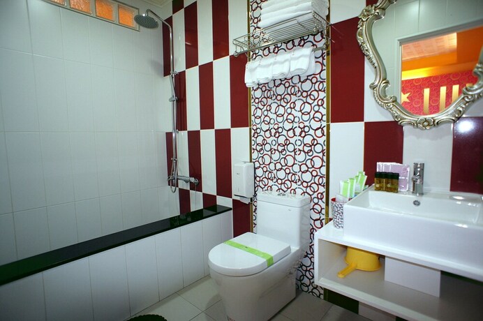 Imagen de la habitación del Hotel St. Petersburg Manor. Foto 29