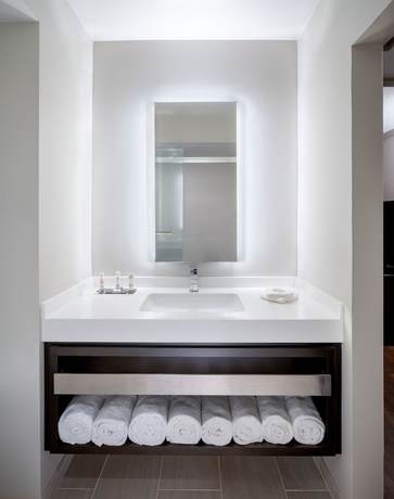 Imagen de la habitación del Hotel St. Petersburg Marriott Clearwater. Foto 9