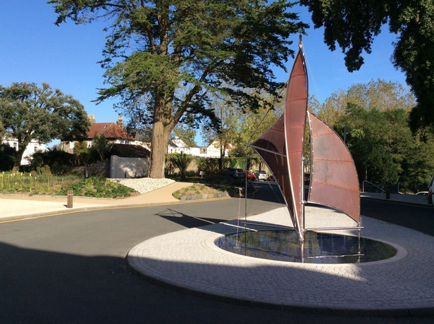 Imagen de los exteriores del Hotel St. Pierre Park. Foto 13