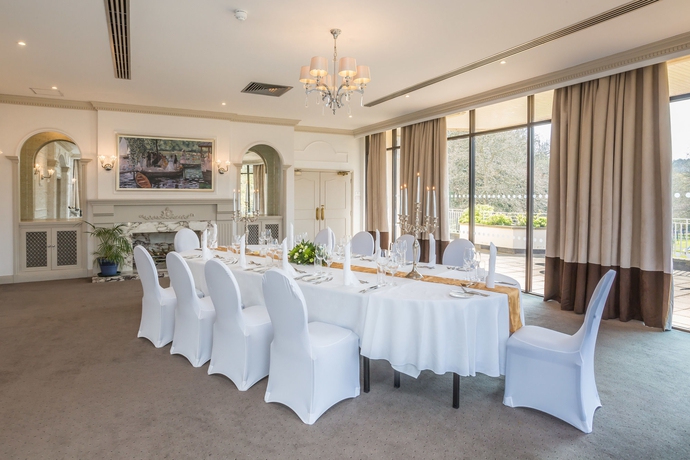 Imagen del bar/restaurante del Hotel St. Pierre Park. Foto 11