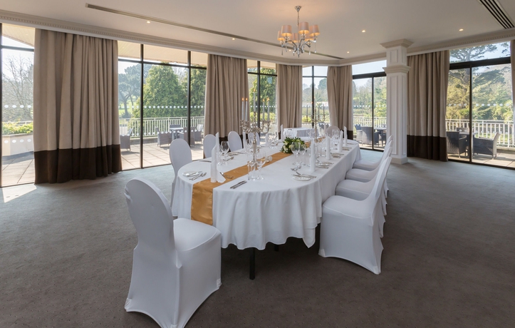 Imagen del bar/restaurante del Hotel St. Pierre Park. Foto 12