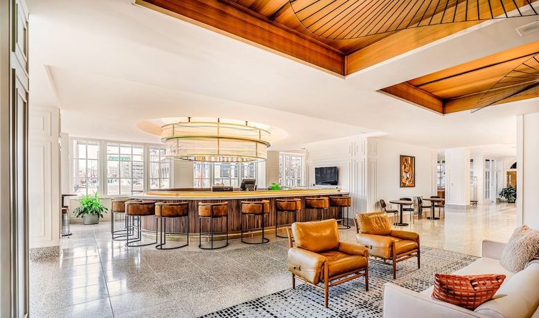 Imagen de los interiores del Hotel St. Regis. Foto 10