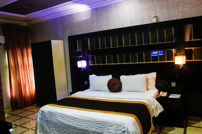 Imagen de la habitación del Hotel St. Regiss and Resorts. Foto 2