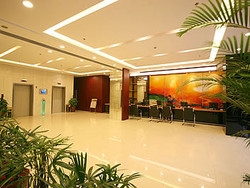 Imagen de los interiores del Hotel St. Rich Hotel. Foto 6