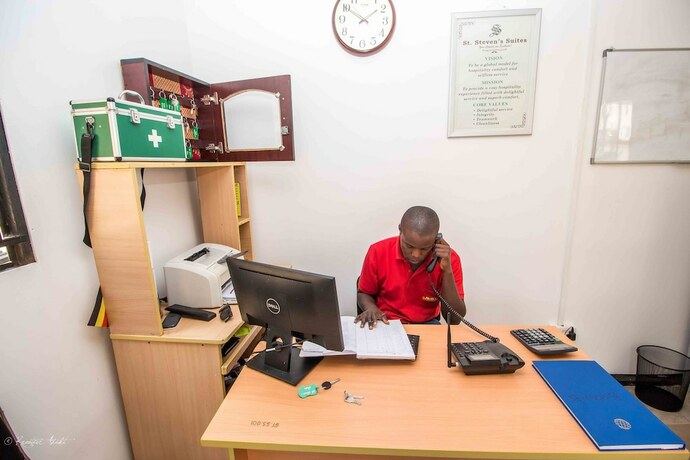 Imagen general del Hotel St Steven\'s Suites. Foto 3