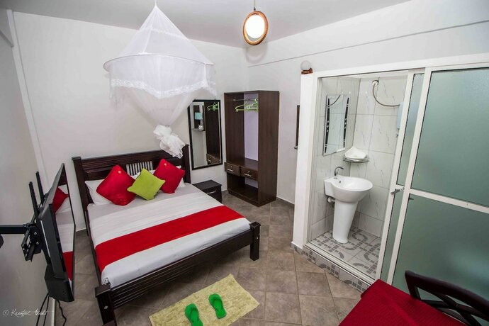 Imagen de la habitación del Hotel St Steven\'s Suites. Foto 19