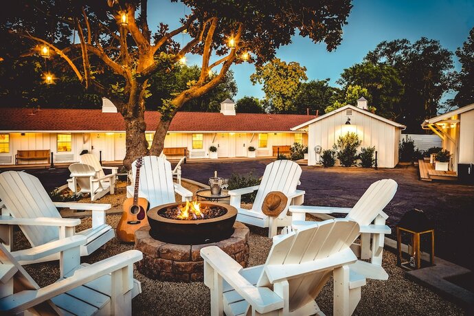 Imagen general del Hotel Stables Inn. Foto 3