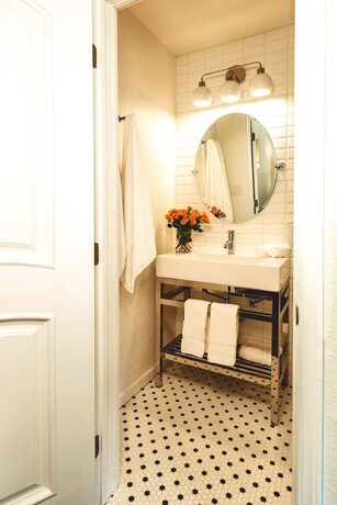 Imagen general del Hotel Stables Inn. Foto 5