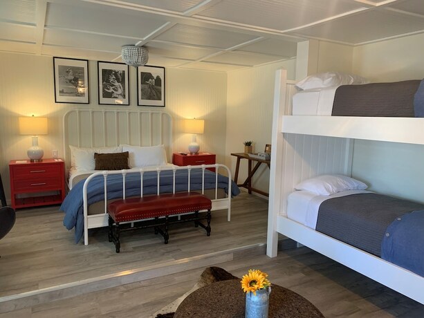 Imagen de la habitación del Hotel Stables Inn. Foto 17