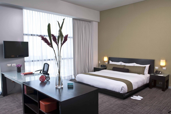 Imagen de la habitación del Hotel Stadía Suites Mexico City Santa Fe. Foto 1