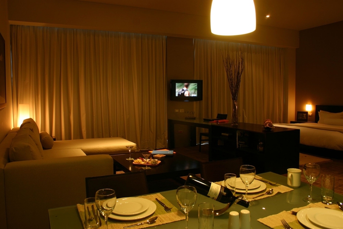 Imagen de los interiores del Hotel Stadía Suites Mexico City Santa Fe. Foto 4