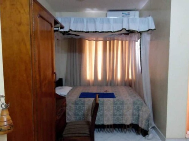 Imagen de la habitación del Hotel Stadium Holiday Inn Mombasa. Foto 4