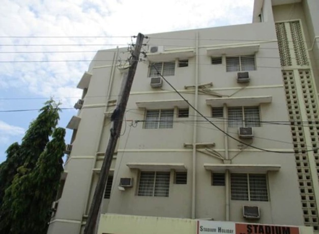 Imagen de los exteriores del Hotel Stadium Holiday Inn Mombasa. Foto 14