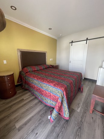 Imagen de la habitación del Hotel Stadium Inn and Spas. Foto 9