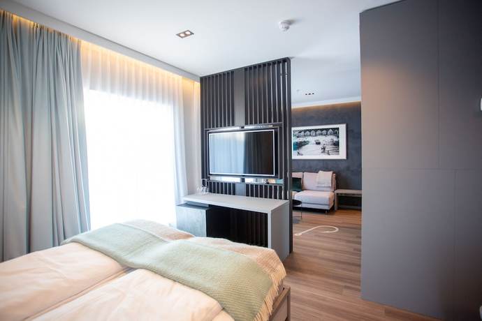 Imagen de la habitación del Hotel Stadl. Foto 9