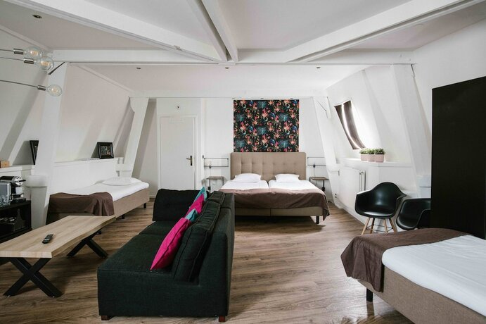 Imagen de la habitación del Hotel Stadsherberg de Poshoorn. Foto 18