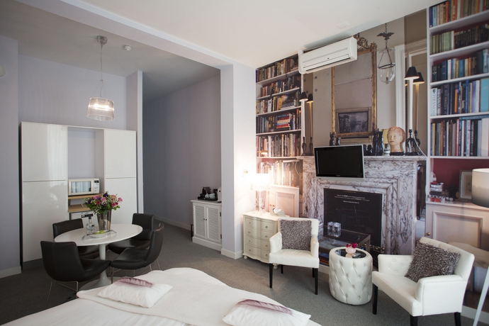 Imagen de los interiores del Hotel Stadsvilla Mozaic Den Haag. Foto 12