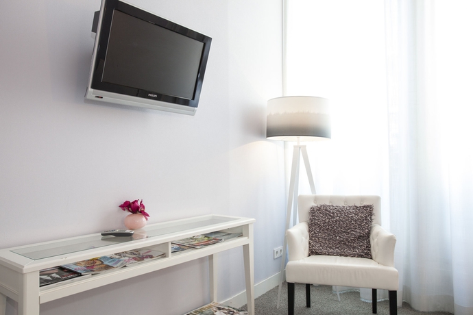 Imagen de la habitación del Hotel Stadsvilla Mozaic Den Haag. Foto 6