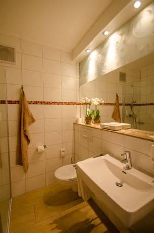 Imagen de la habitación del Hotel Stadt Aurich. Foto 8