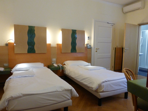 Imagen de la habitación del Hotel Stadt Citta. Foto 14