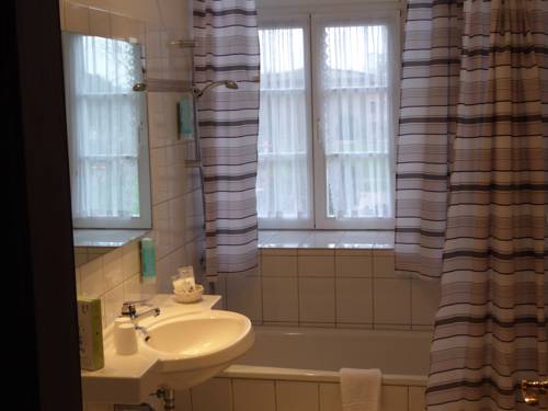 Imagen de la habitación del Hotel Stadt Hameln. Foto 10