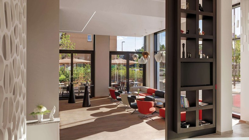 Imagen de los interiores del Hotel Stadt L&ouml;rrach. Foto 20