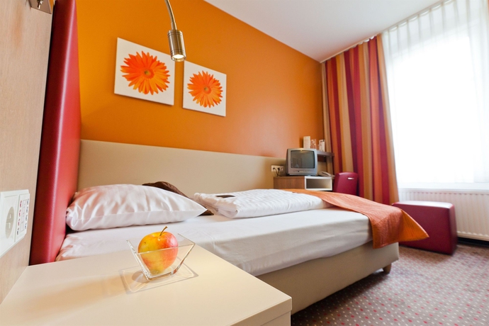 Imagen de la habitación del Hotel Stadthalle. Foto 3