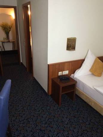 Imagen de la habitación del Hotel Stadthotel, Constanza. Foto 8