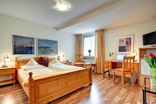 Imagen de la habitación del Hotel Stadthotel Detmold. Foto 8