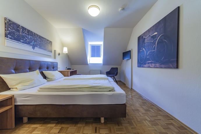 Imagen de la habitación del Hotel Stadthotel. Foto 7