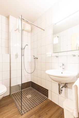 Imagen de la habitación del Hotel Stadthotel. Foto 16