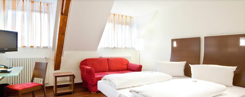 Imagen de la habitación del Hotel Stadthotel Freiburg. Foto 12