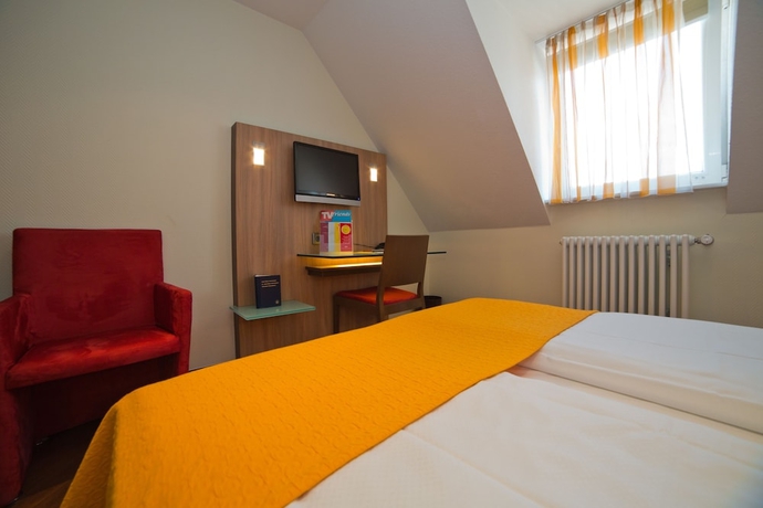 Imagen de la habitación del Hotel Stadthotel Freiburg. Foto 17