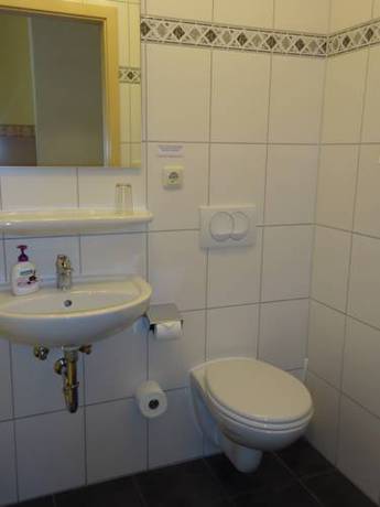 Imagen de la habitación del Hotel Stadthotel Regensburg. Foto 11