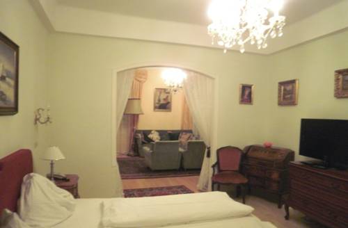 Imagen de la habitación del Hotel Stadthotel Restaurant Auerhahn. Foto 10