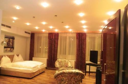 Imagen de la habitación del Hotel Stadthotel Restaurant Auerhahn. Foto 11