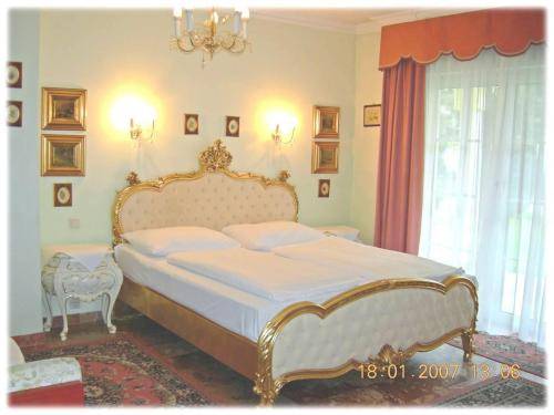 Imagen de la habitación del Hotel Stadthotel Restaurant Auerhahn. Foto 13