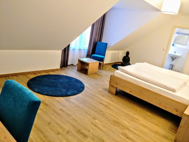 Imagen de la habitación del Hotel Stadtvilla Central. Foto 7