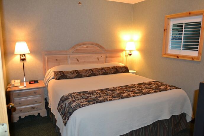 Imagen de la habitación del Hotel Stafford\'s Crooked River Lodge and Suites. Foto 12