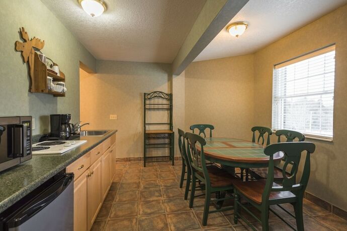 Imagen de la habitación del Hotel Stafford\'s Crooked River Lodge and Suites. Foto 14