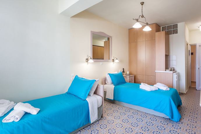 Imagen de la habitación del Hotel Stafylos Suites Boutique. Foto 4