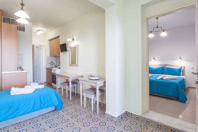 Imagen de la habitación del Hotel Stafylos Suites Boutique. Foto 10