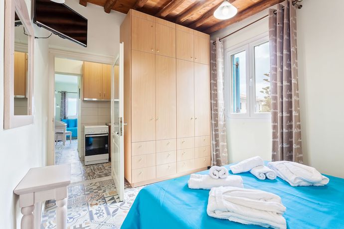 Imagen de la habitación del Hotel Stafylos Suites Boutique. Foto 13