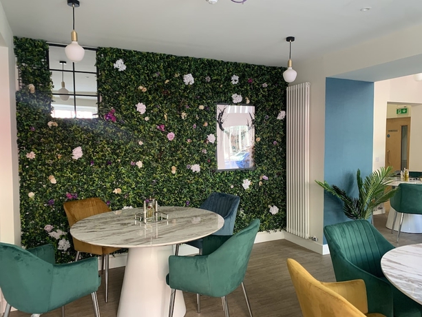 Imagen del bar/restaurante del Hotel Stag and Thistle and Restaurant. Foto 5