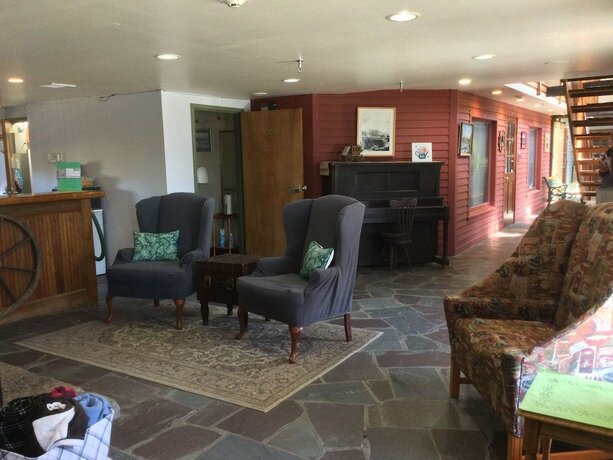 Imagen general del Hotel Stagecoach House Inn. Foto 8