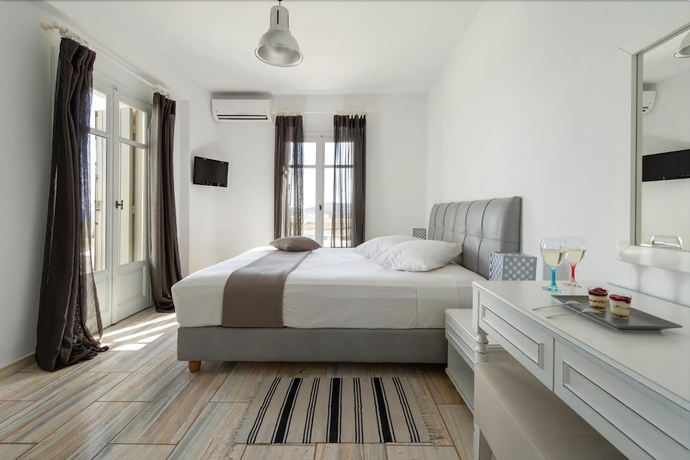 Imagen de la habitación del Hotel Stagones Luxury Villas. Foto 12