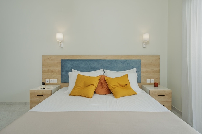 Imagen de la habitación del Hotel Staikos. Foto 10