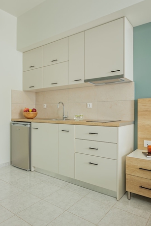 Imagen de la habitación del Hotel Staikos. Foto 14