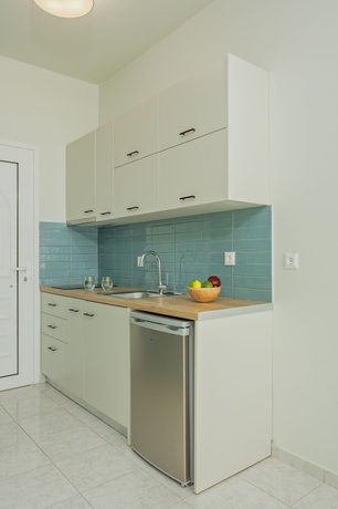 Imagen de la habitación del Hotel Staikos. Foto 15