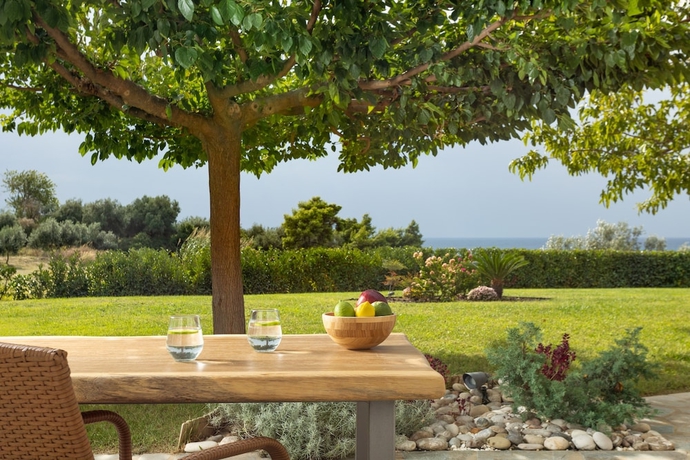 Imagen de la habitación del Hotel Staikos. Foto 18